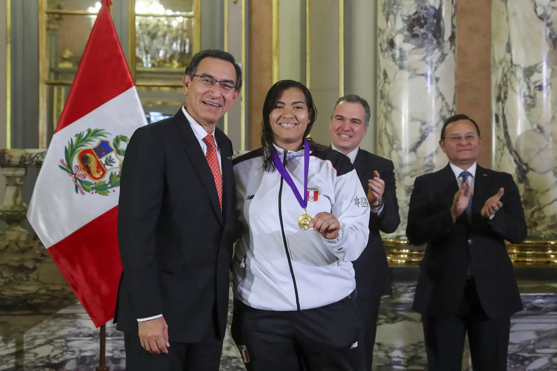 Deportistas nacionales que ganaron una medalla en los Juegos Panamericanos Lima 2019 en Palacio de Gobierno. Foto: ANDINA/Juan Pablo Azabache/ Prensa Presidencia