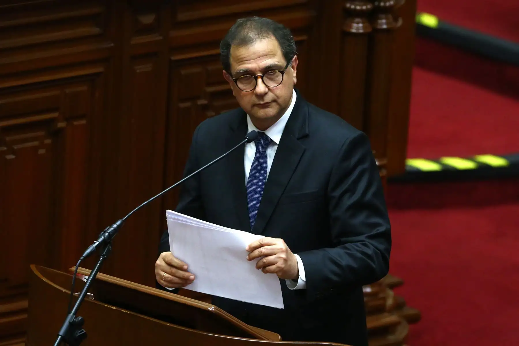 Ministro de Energía y Minas, Francisco Ísmodes. ANDINA