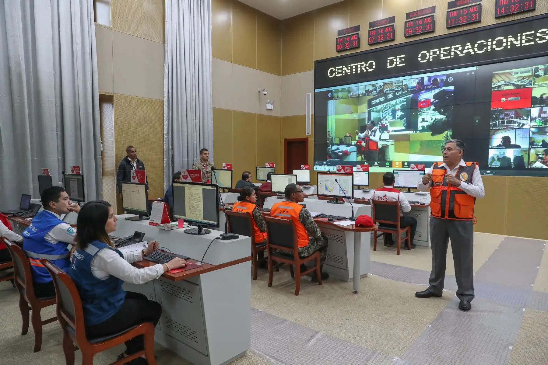 Sesión del CONAGERD, donde se evaluó resultados del Simulacro de Sismo Nacional 2019 y Multipeligro al interior del país.Foto:ANDINA/MINDEF