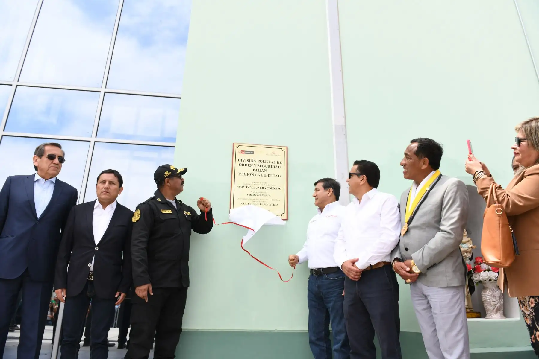 Ministro del interior Carlos Moran inauguró obras de mejoramiento de los servicios policiales de la División de Orden Público y Seguridad en Paiján, en la provincia liberteña de Ascope. Foto: ANDINA/MININTER