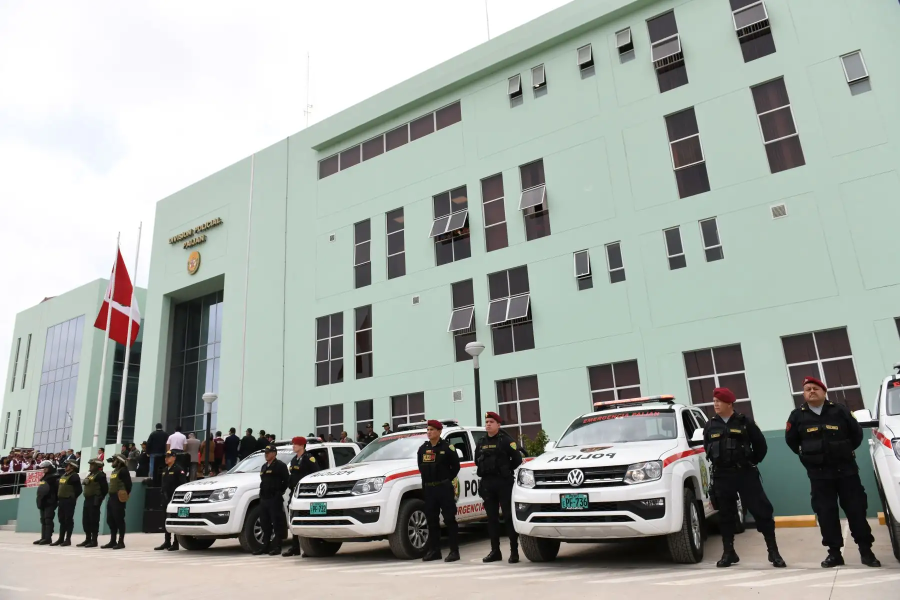 Ministro del interior Carlos Moran inauguró obras de mejoramiento de los servicios policiales de la División de Orden Público y Seguridad en Paiján, en la provincia liberteña de Ascope. Foto: ANDINA/MININTER