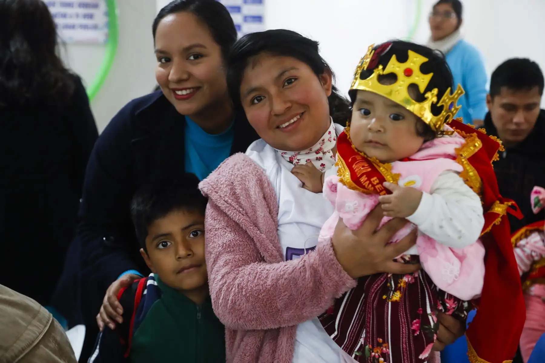 Con motivo de la Semana Mundial de la Lactancia Materna, la Red Prestacional Almenara de EsSalud reunió a más de 30 bebés, entre seis meses a dos años de edad, donde compiten para obtener la corona del “Rey Mamoncito 2019”. Foto: ANDINA/Josue Ramos
