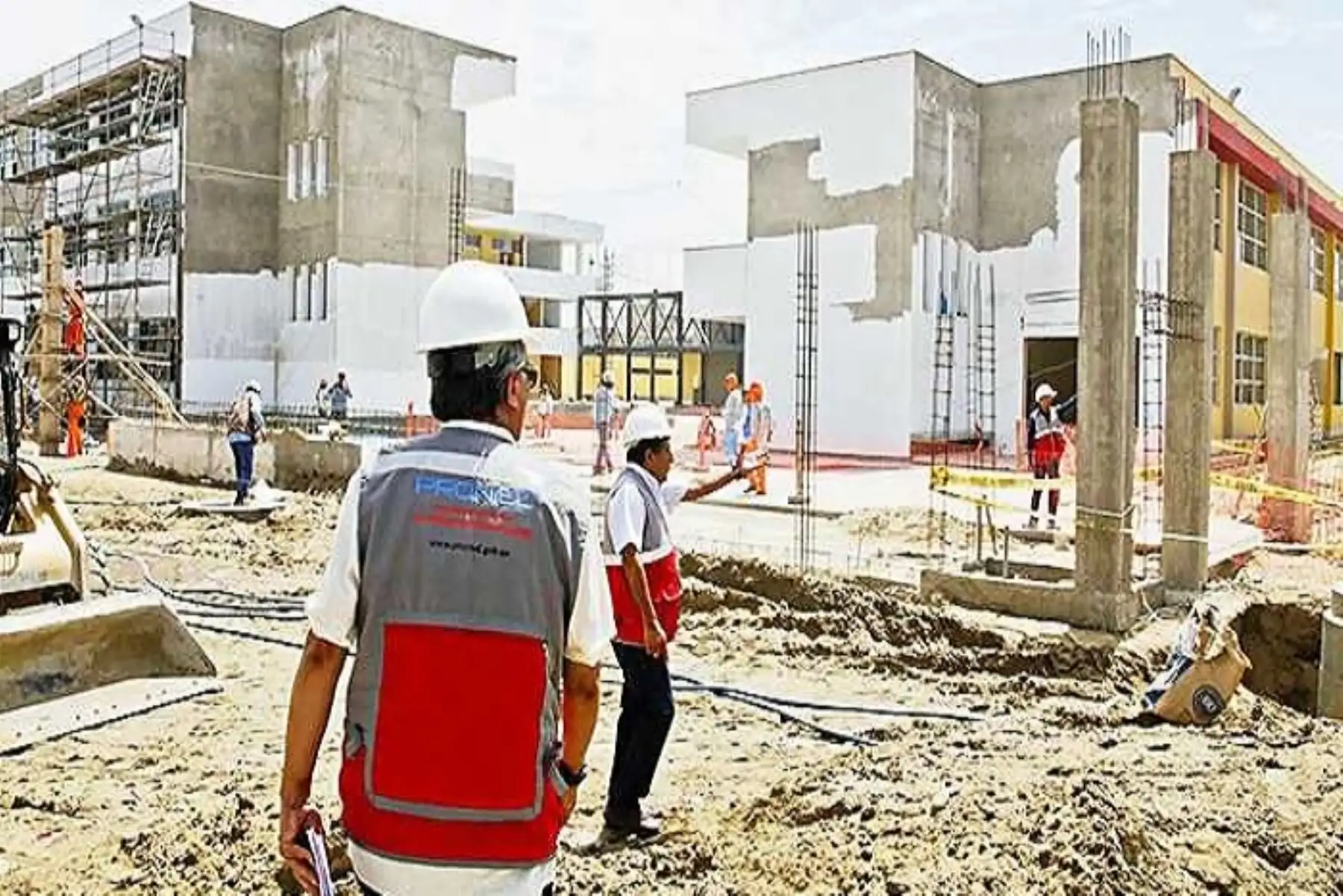 El Ministerio de Educación (Minedu), a través del Programa Nacional de Infraestructura Educativa (Pronied), construirá 15 locales educativos en diversas zonas del país, 7 de ellos en la región Áncash, 5 en Piura, 2 en La Libertad y 1 en Cajamarca.
