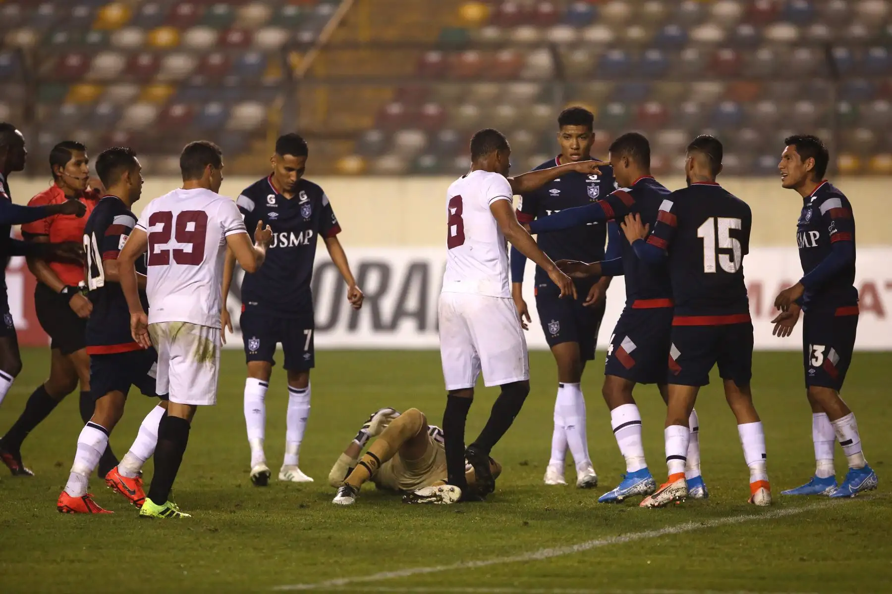 Partido entre Universitario vs. San Martín, empatan 0-0 en el estadio Monumental de Ate.Foto:ANDINA/ Vidal Tarqui