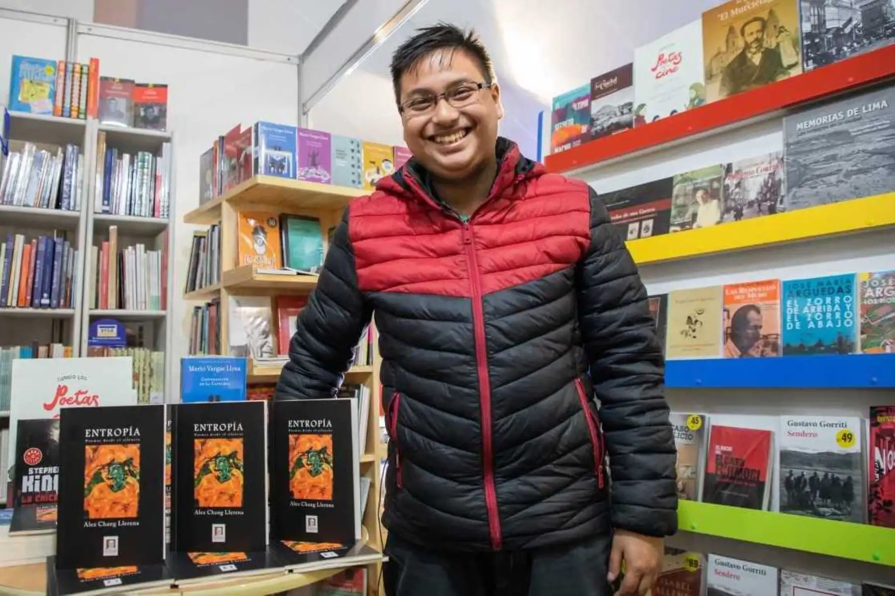 Alex Chang Llerena, joven talento de Beca 18 diagnosticado con autismo. Foto: ANDINA/Difusión.