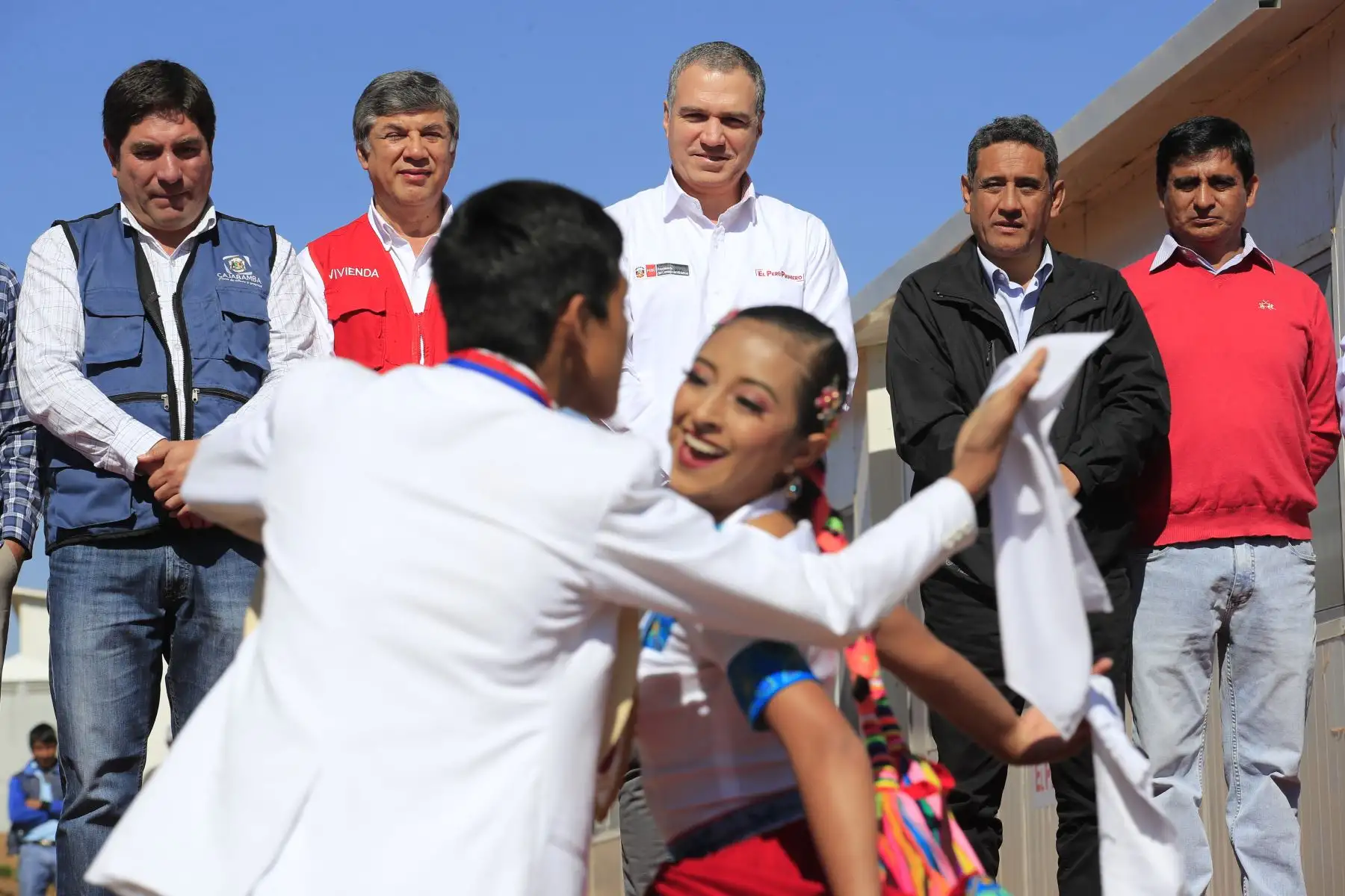 Presidente del Consejo de Ministros, Salvador del Solar y el Ministro de Vivienda, Miguel Estrada, entregaron 140 viviendas de emergencia a damnificados del sector de Pampa Grande, Cajabamba- Cajamarca.
Foto: ANDINA/Juan Carlos Guzmán