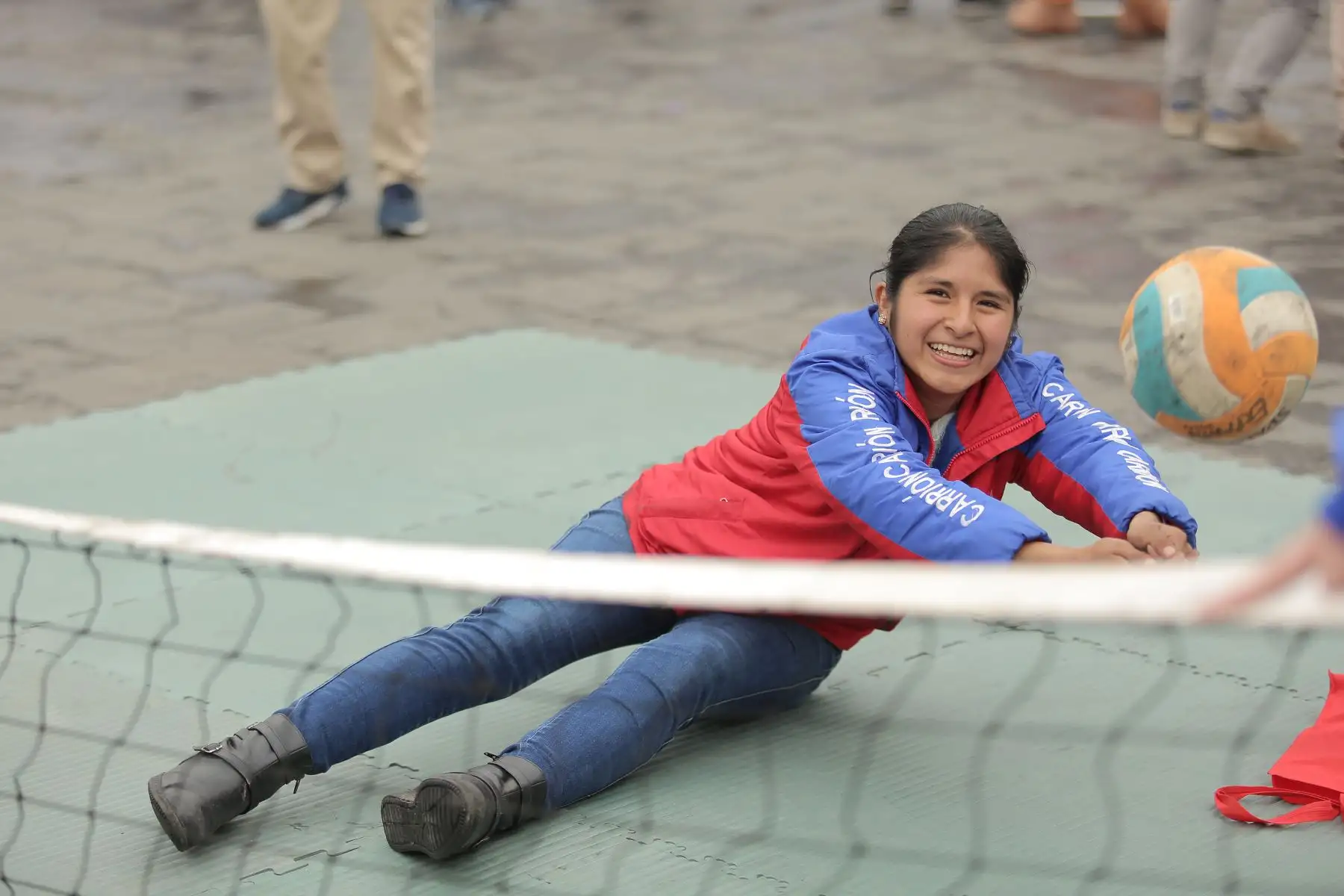 Medallistas Panamericanos John Trebejo, Carlos Lam, Saida Salcedo, Claudia Suárez y Alexia Sotomayor participan en el Festival Para deportivo, "La Fiesta Continua" y exhibición de deportes parapanamericanos realizado en la Plaza Manco Cápac. 
Foto: ANDINA/David Huamaní