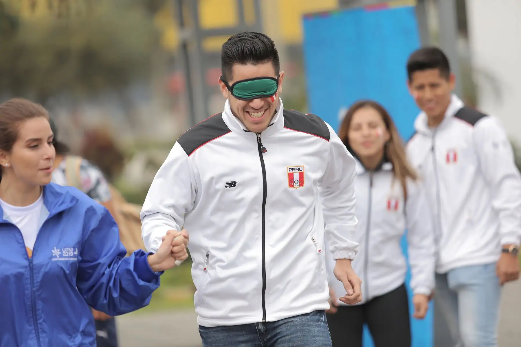 Medallistas Panamericanos John Trebejo, Carlos Lam, Saida Salcedo, Claudia Suárez y Alexia Sotomayor participan en el Festival Para deportivo, "La Fiesta Continua" y exhibición de deportes parapanamericanos realizado en la Plaza Manco Cápac. 
Foto: ANDINA/David Huamaní