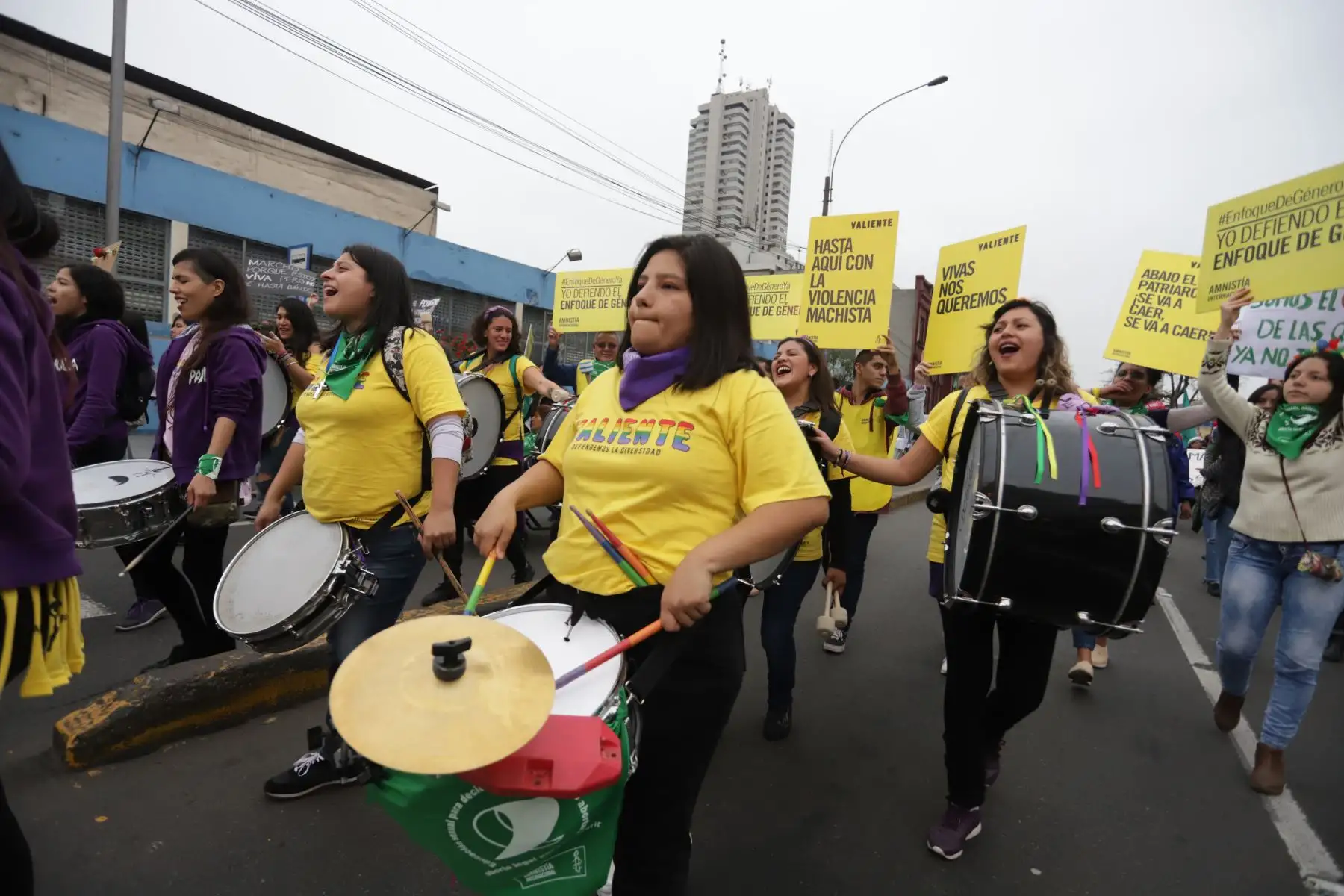 La ministra de la Mujer,Gloria Montenegro y diversas organizaciones de mujeres del país participan, en la cuarta marcha denominada “Por Mujeres Libres de Violencia” organizado por el colectivo 