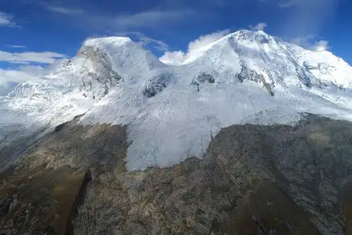 El progresivo deshielo de los glaciares es una muestra de cómo se manifiesta el cambio climático en el Perú, uno de los países más vulnerables a este fenómeno provocado por la acción humana. Foto: ANDINA/difusión.