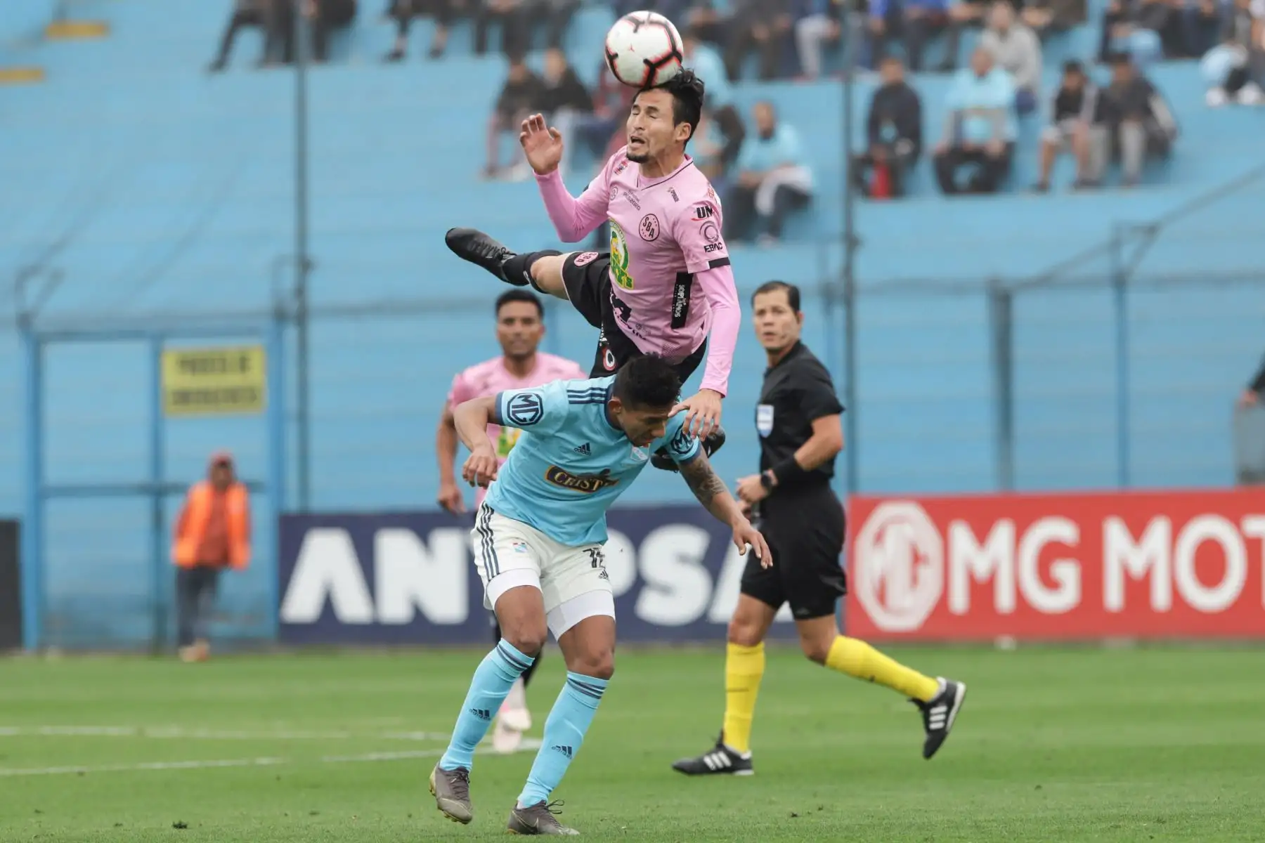Sporting Cristal vs. Sport Boys se enfrentan 
por la tercera jornada del Torneo Clausura 2019.
Foto: ANDINA/Jorge Tello