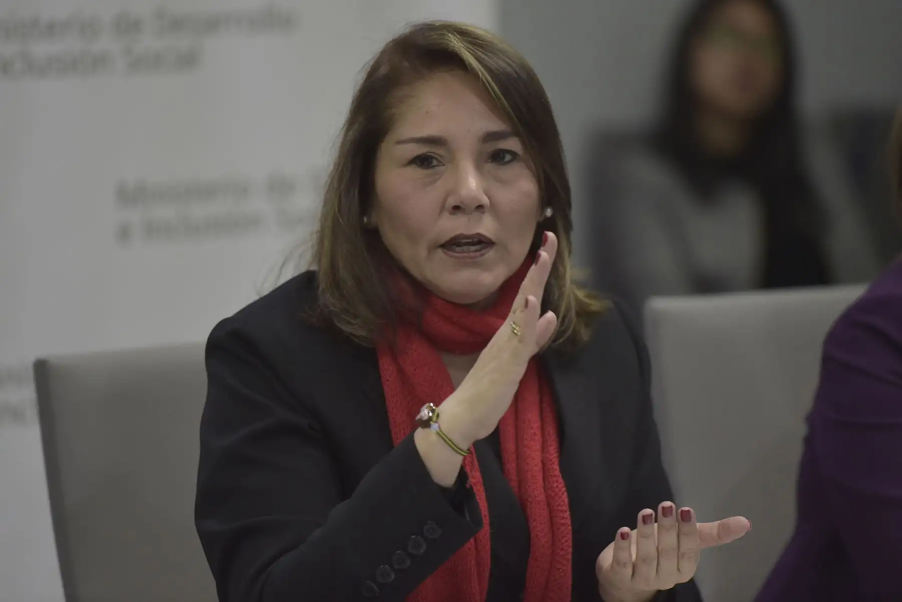 Ministra de Inclusión social, Paola Bustamante comparte la experiencia en políticas sociales con autoridades del Ecuador que ha permitido reducir de manera importante los indices de desnutrición crónica infantil.
Foto: ANDINA/ José Sotomayor