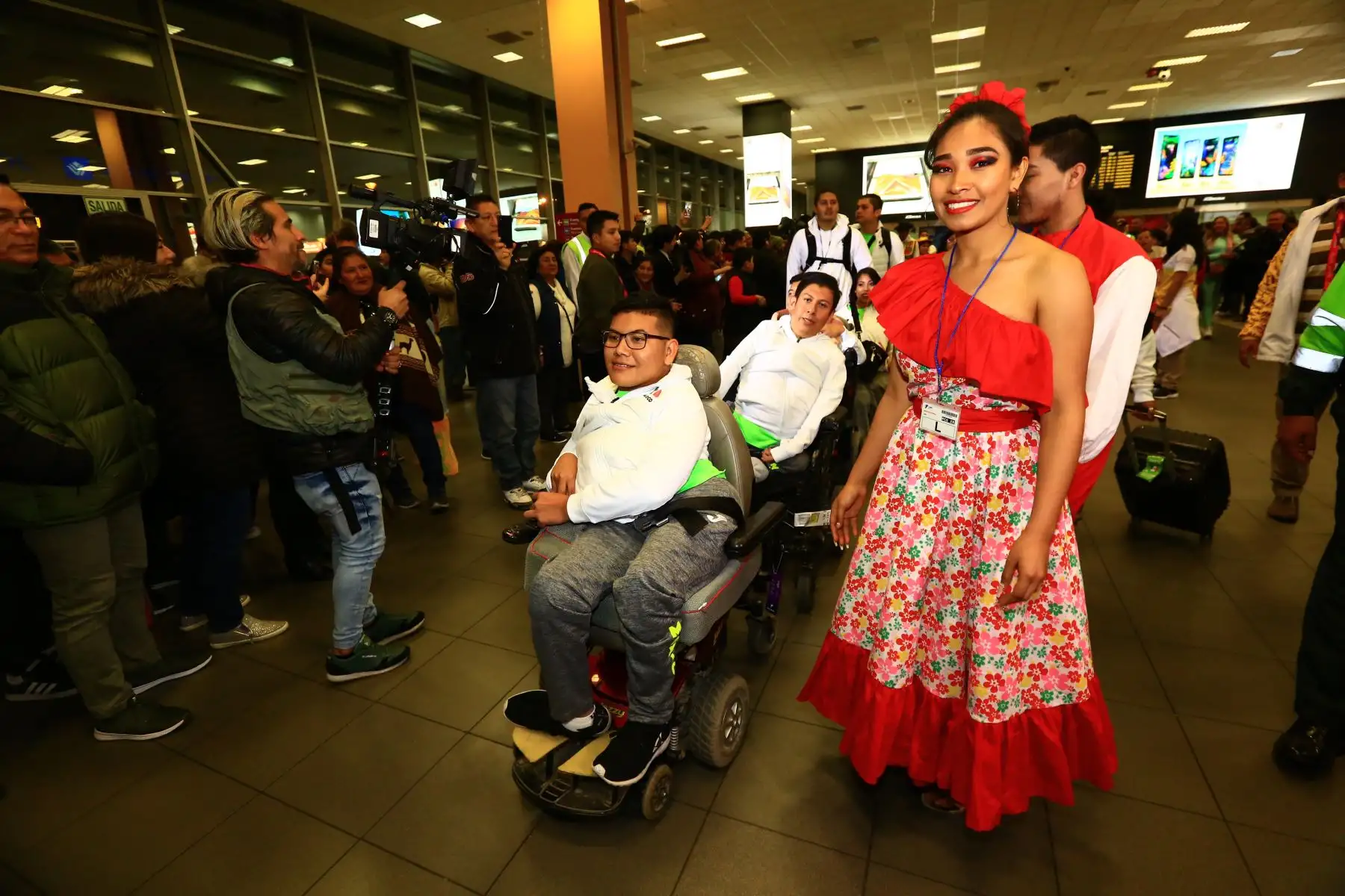 Reciben a delegación de México que llega para los Parapanamericanos  Lima 2019 al ritmo de música peruana .Foto: ANDINA/Pedro Cardenas
