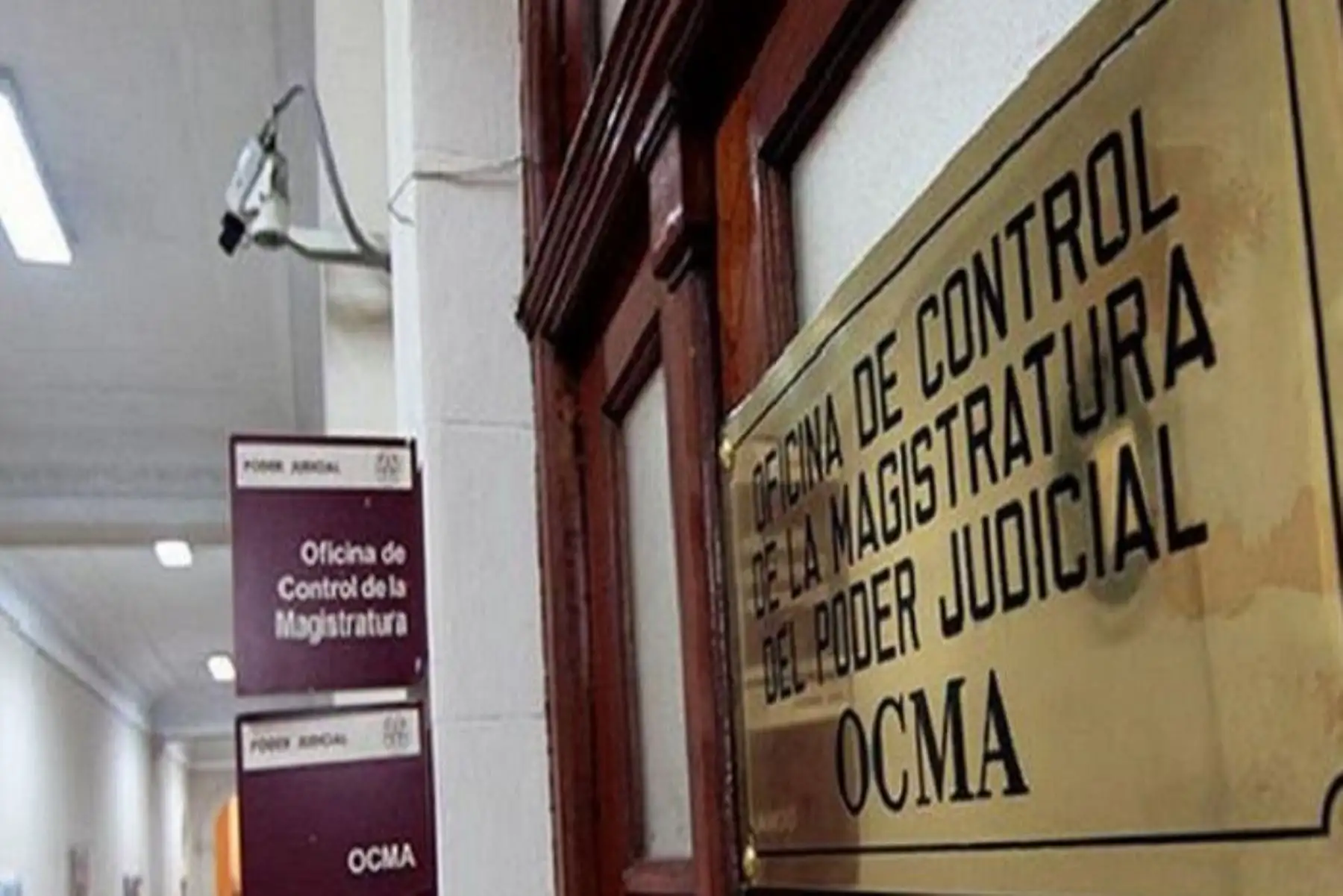 La Oficina Desconcentrada de Control de la Magistratura (Odecma) de Ucayali abrió investigación preliminar al magistrado, Damián Enrique Rosas Torres, ante la difusión de un reporte periodístico en un medio televisivo local, que lo señala como presunto autor de abuso sexual de dos menores de edad.