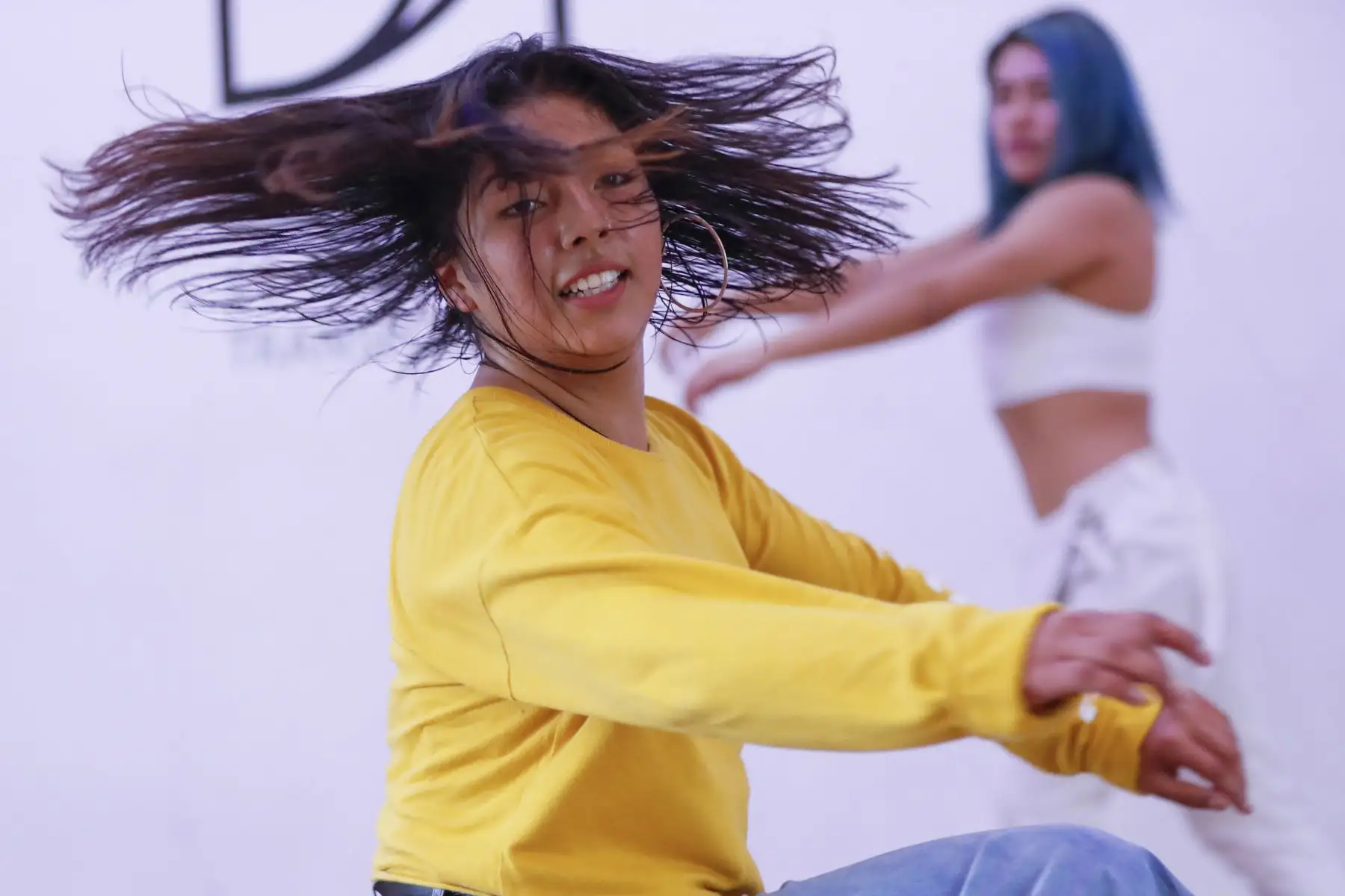 Vania Masías, hablo sobre la puesta en marcha del programa "RevelArte" en escuelas públicas gracias a un convenio con el Ministerio de Educación, ellos recibirán clases de danza, canto, pintura, entre otros para enriquecer su aprendizaje cultural y colectivo. Foto: ANDINA/Josue Ramos