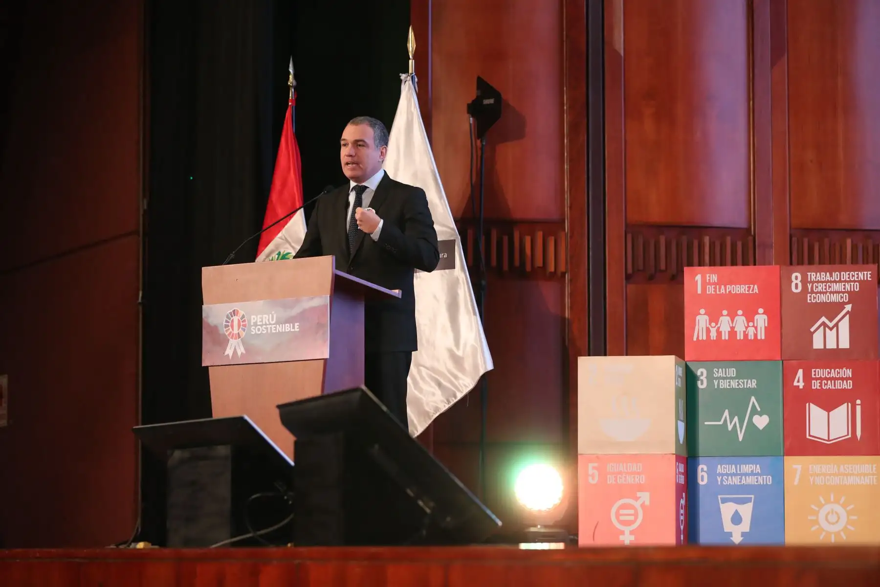 Presidente del Consejo de Ministros, Salvador del Solar, inaugura foro "Perú Sostenible".
Foto: PCM