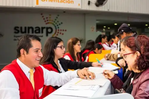 Atención al público en Sunarp. Foto: Cortesía.