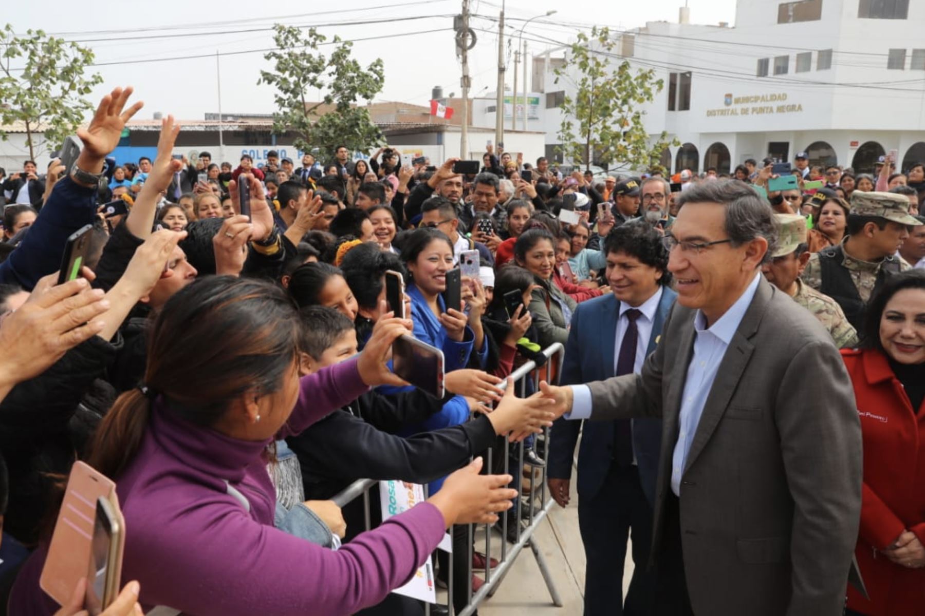 El presidente Martín Vizcarra asistió a la presentación de la estrategia Ponte en #ModoNiñez, en el distrito de Punta Negra.