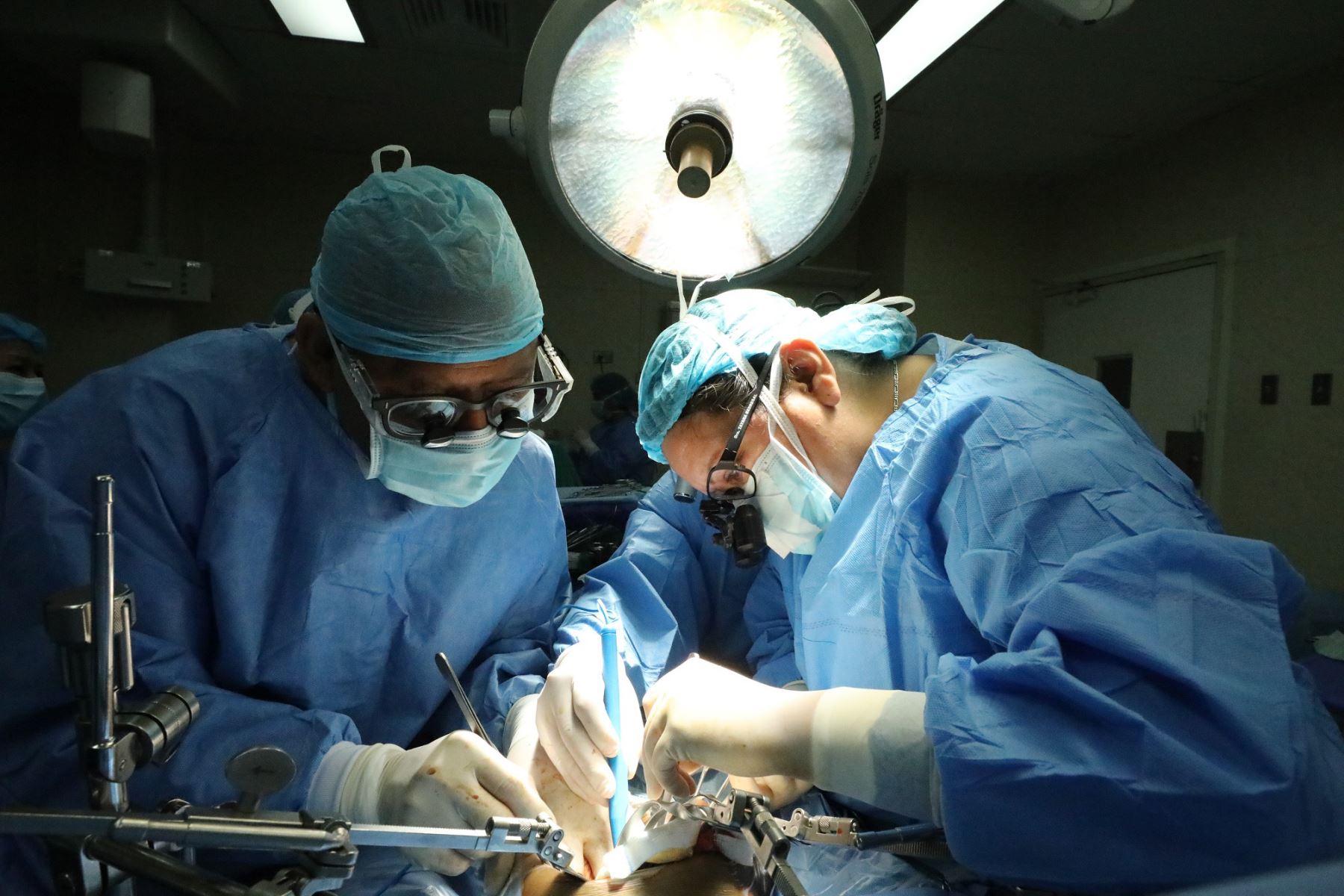 EsSalud cuenta con el personal especializado, equipamiento y la logística necesarios para practicar trasplantes y salvar vidas.