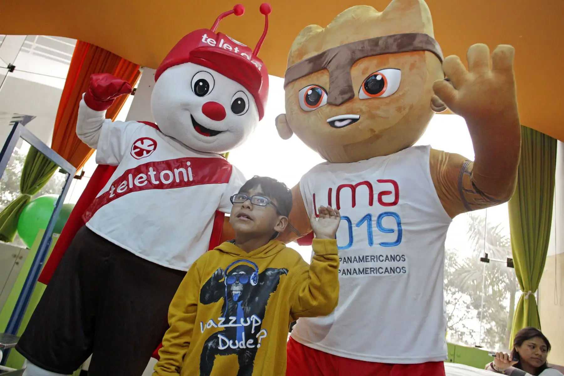 Milco la mascota oficial de los Juegos Parapanamericanos Lima 2019, visito a los niños del Hospital  San Juan de Dios. Foto:ANDINA/ LIMA 2019