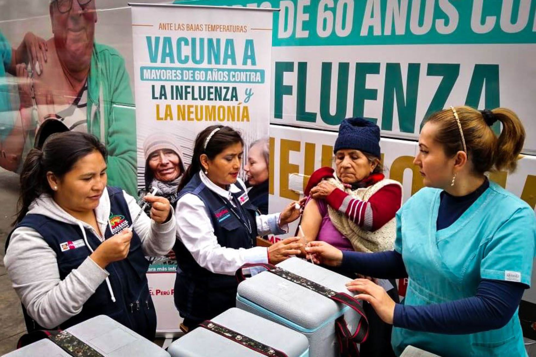 Personal del Ministerio de Salud continúa con la campaña de vacunación contra la influenza en todas las regiones. ANDINA/Difusión