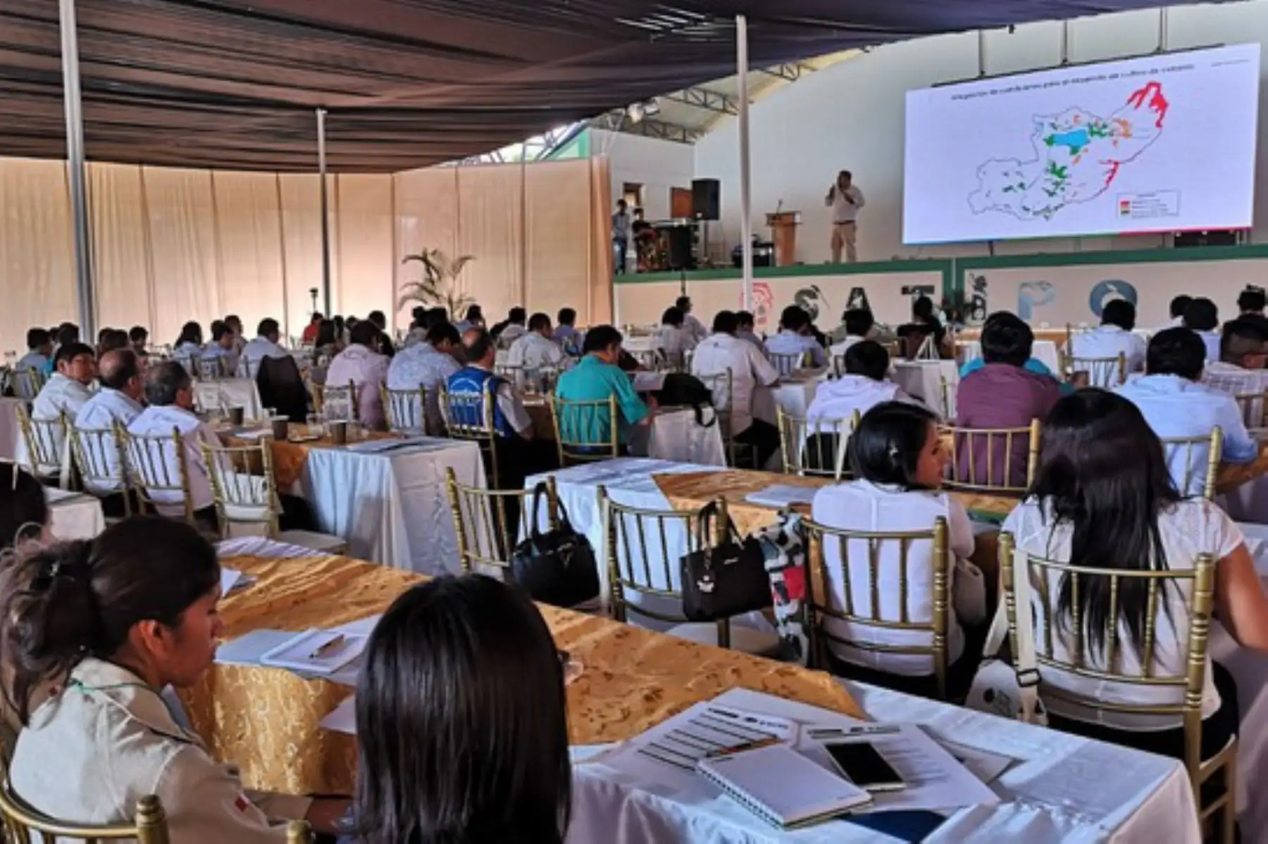 Tercer Encuentro Nacional de Zonificación Ecológica y Económica (ZEE), realizado en la ciudad de Satipo.