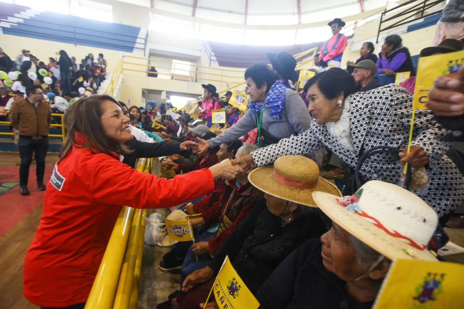 Ministra Paola Bustamante participó en el Tercer Encuentro Provincial de Saberes Productivos de Pensión 65, en la provincia de Cañete.Foto:ANDINA/ MIDIS Ministra Paola Bustamante participó en el Tercer Encuentro Provincial de Saberes Productivos de Pensión 65, en la provincia de Cañete.Foto:ANDINA/ MIDIS
