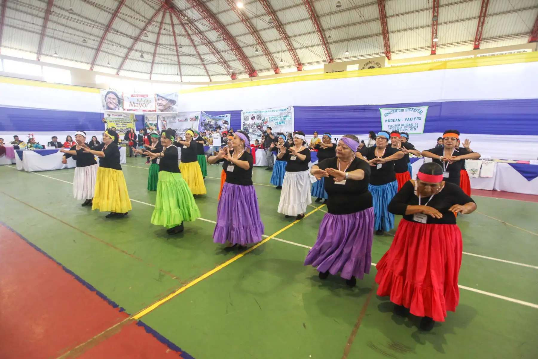Ministra Paola Bustamante participó en el Tercer Encuentro Provincial de Saberes Productivos de Pensión 65, en la provincia de Cañete.Foto:ANDINA/ MIDIS Ministra Paola Bustamante participó en el Tercer Encuentro Provincial de Saberes Productivos de Pensión 65, en la provincia de Cañete.Foto:ANDINA/ MIDIS