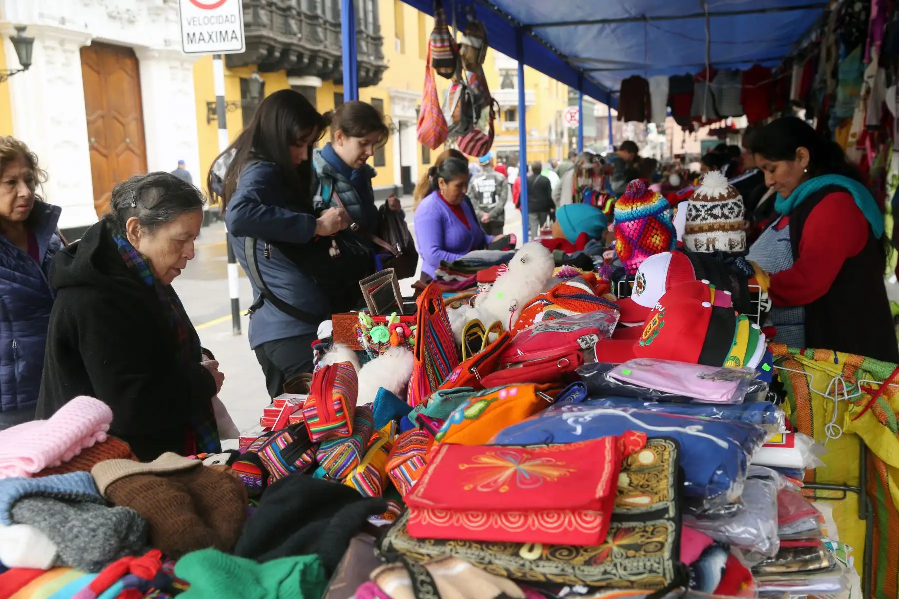 Una nueva edición de “Al Damero de Pizarro sin Carro” con actividades recreativas y culturales gratuitas para el disfrute de las familias en las calles del Centro Histórico.
 Foto: ANDINA/Norman Córdova