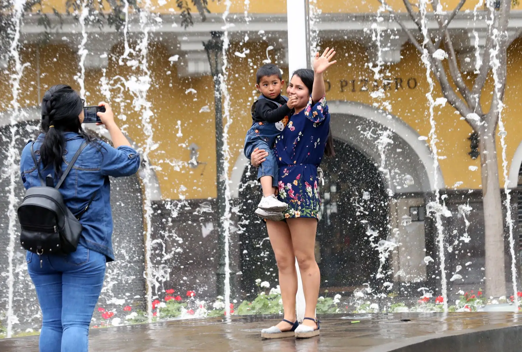 Una nueva edición de “Al Damero de Pizarro sin Carro” con actividades recreativas y culturales gratuitas para el disfrute de las familias en las calles del Centro Histórico.
 Foto: ANDINA/Norman Córdova