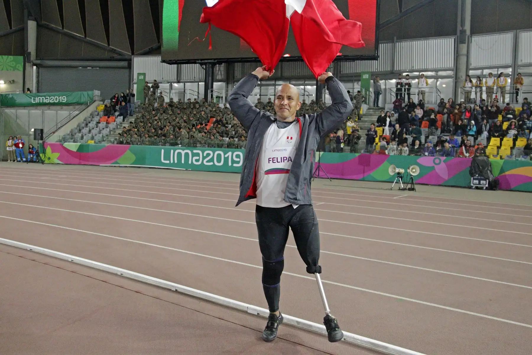 Carlos Felipa, el valeroso militar gano la tercera medalla de plata para Perú, en los Juegos Parapanamericanos Lima 2019. Foto:ANDINA/LIMA 2019 Carlos Felipa, el valeroso militar gano la tercera medalla de plata para Perú, en los Juegos Parapanamericanos Lima 2019. Foto:ANDINA/LIMA 2019