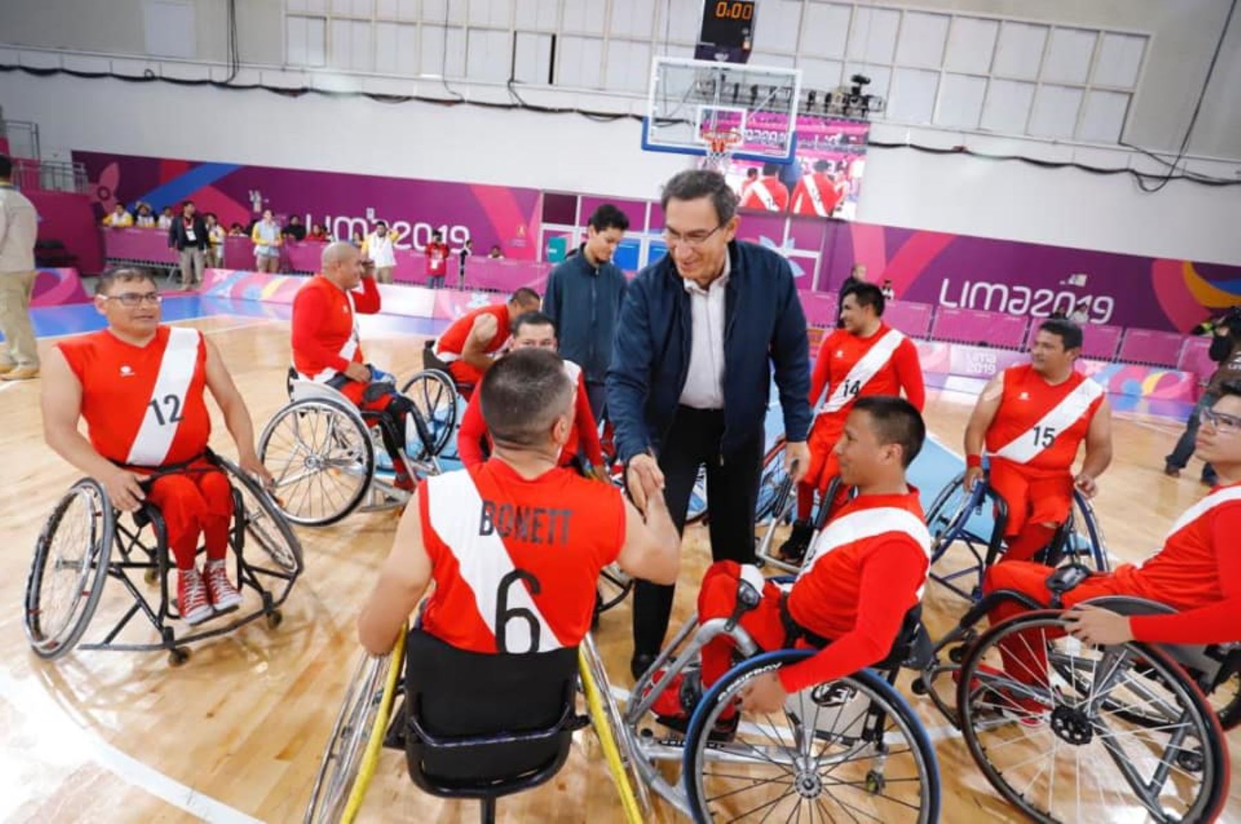 Presidente Vizcarra visitó ayer a selección peruana de baloncesto en sillas  de ruedas | Noticias | Agencia Peruana de Noticias Andina