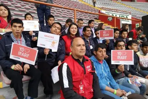 Residentes con discapacidad de hogares del Inabif acudieron a inauguración de Juegos Parapanamericanos. Foto: Difusión