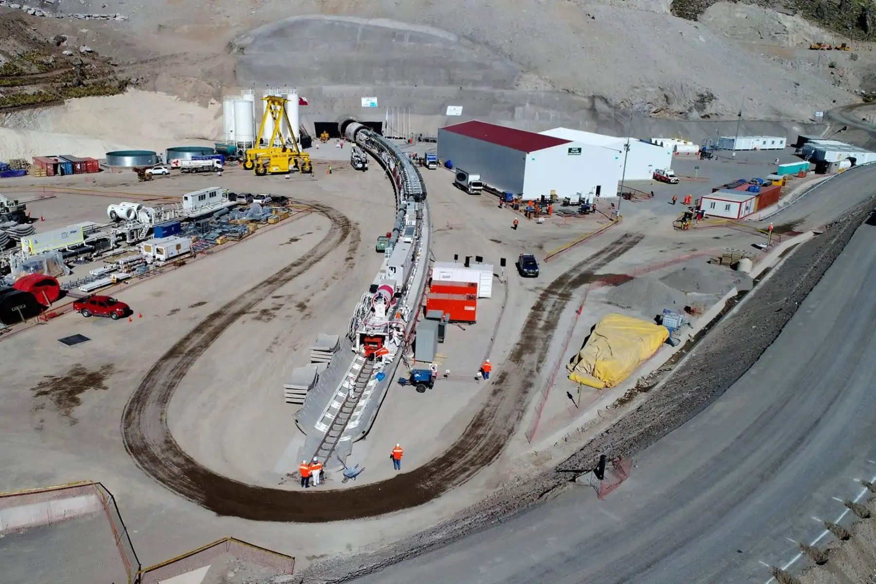 Majes Siguas II. Esta gran obra de ingeniería para ampliar la frontera agrícola del país reanudaría sus obras en 2020 luego de firmarse la adenda en el segundo semestre del 2019. Foto: ANDINA/Difusión