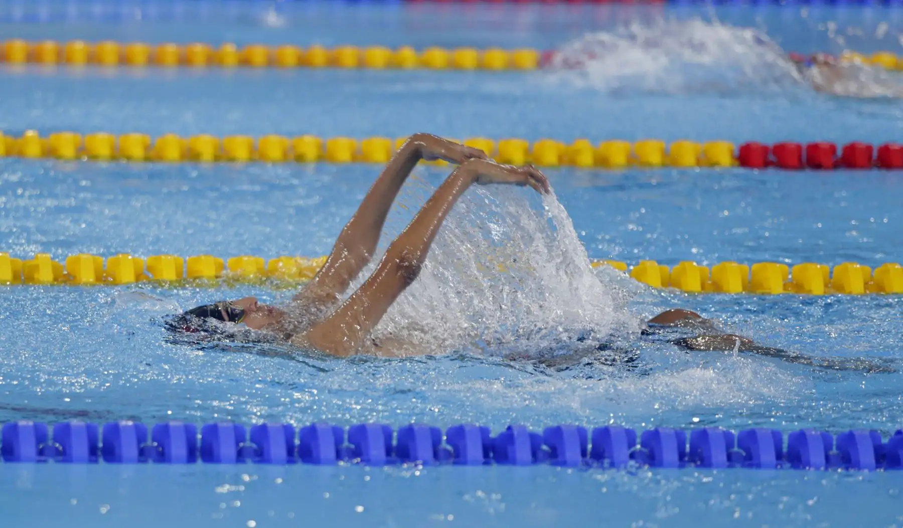 Colegios asisten a las competencias de natación en el Centro Acuático de los Parapanamericanos, alentaron al Peruano Harrison Linares. Foto: ANDINA/ Lima 2019