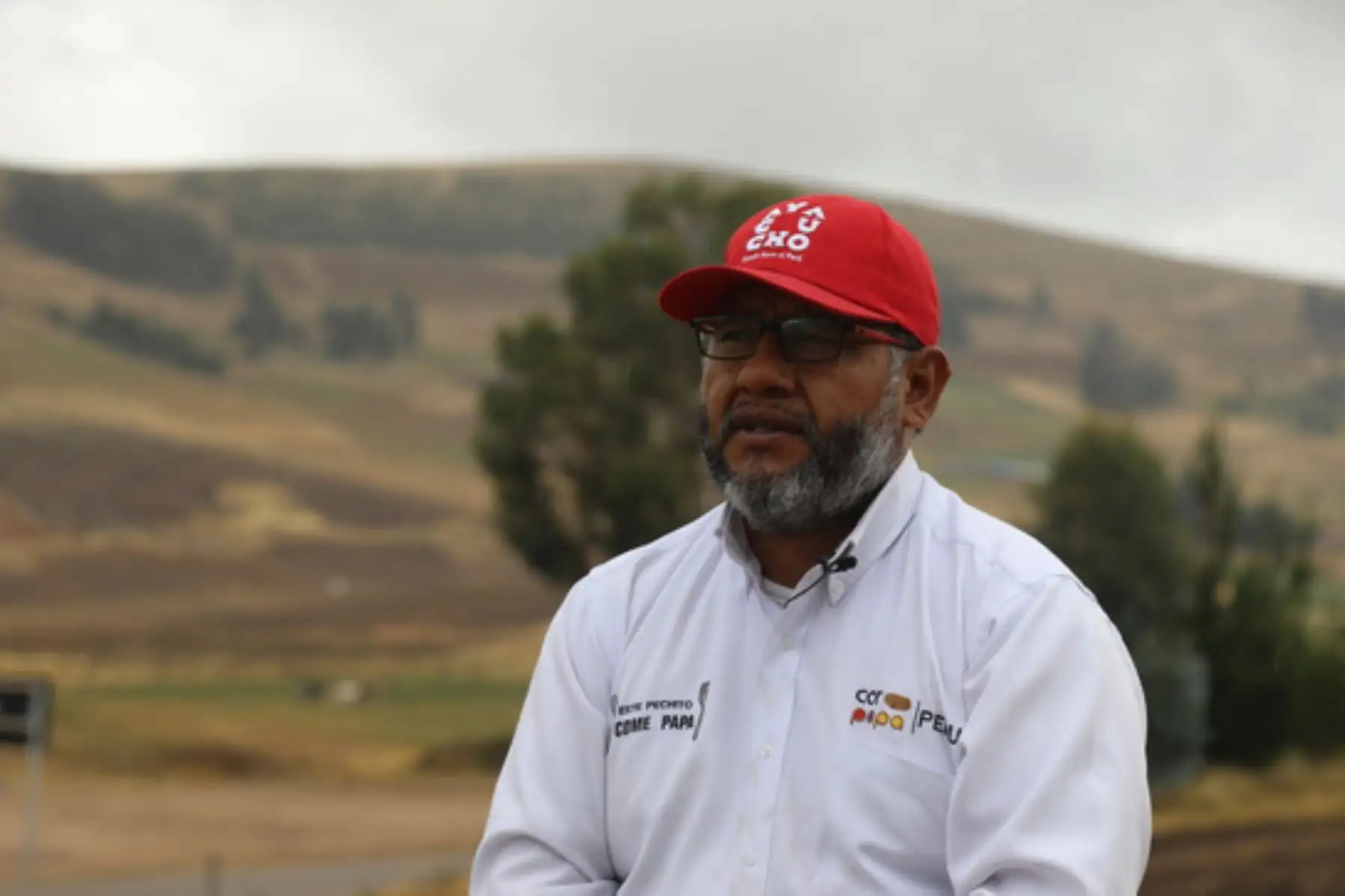 Edilberto Soto Tenorio, pequeño productor de la comunidad altoandina de Condorcocha (Ayacucho), es conocido como el guardián de la papa nativa.