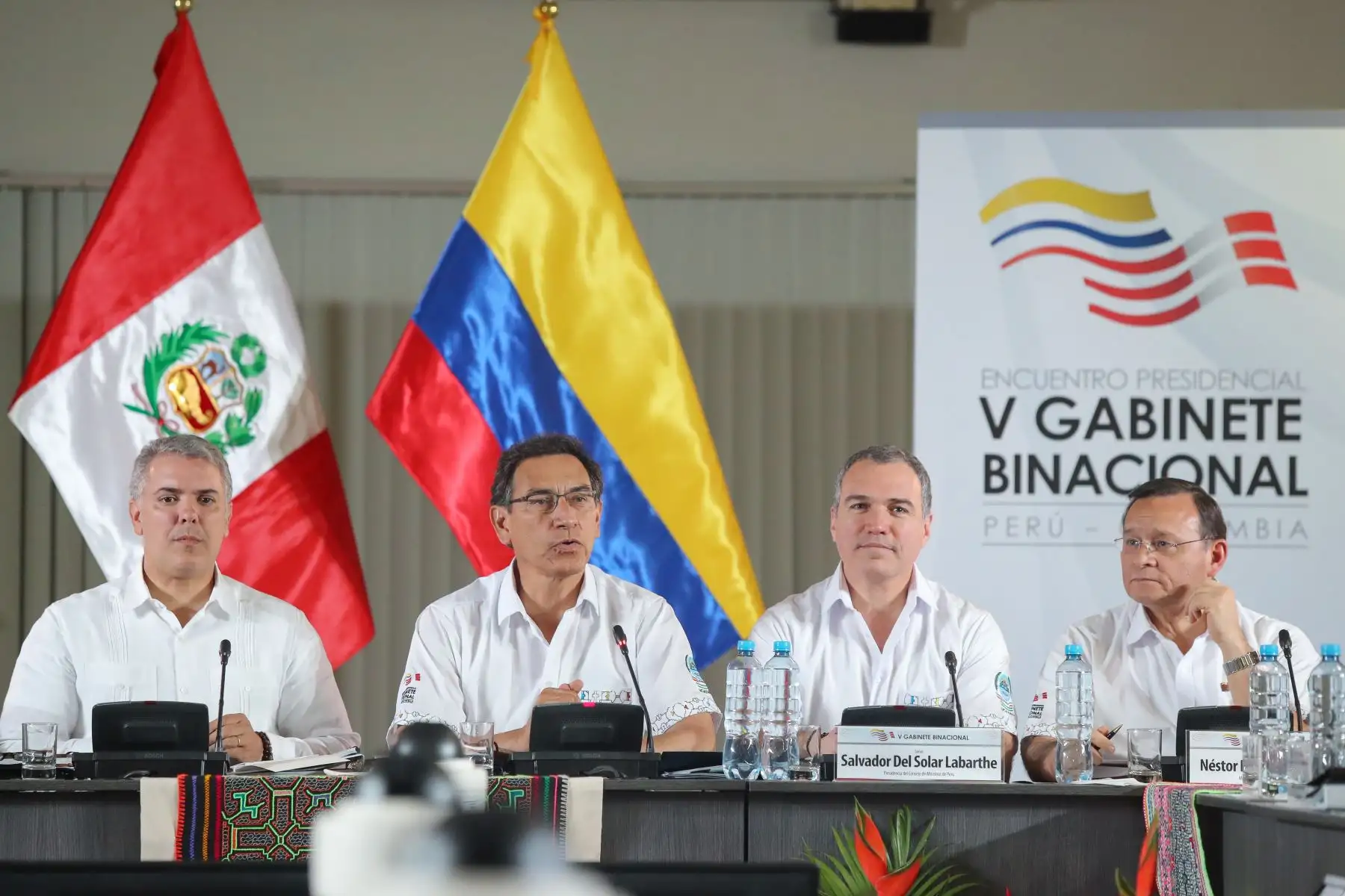 Los jefes del Estado del Perú, Martín Vizcarra y de Colombia, Iván Duque, firmaron la Declaración Presidencial Conjunta del Encuentro Presidencial y V Gabinete Binacional. 
Foto: ANDINA/Prensa Presidencia