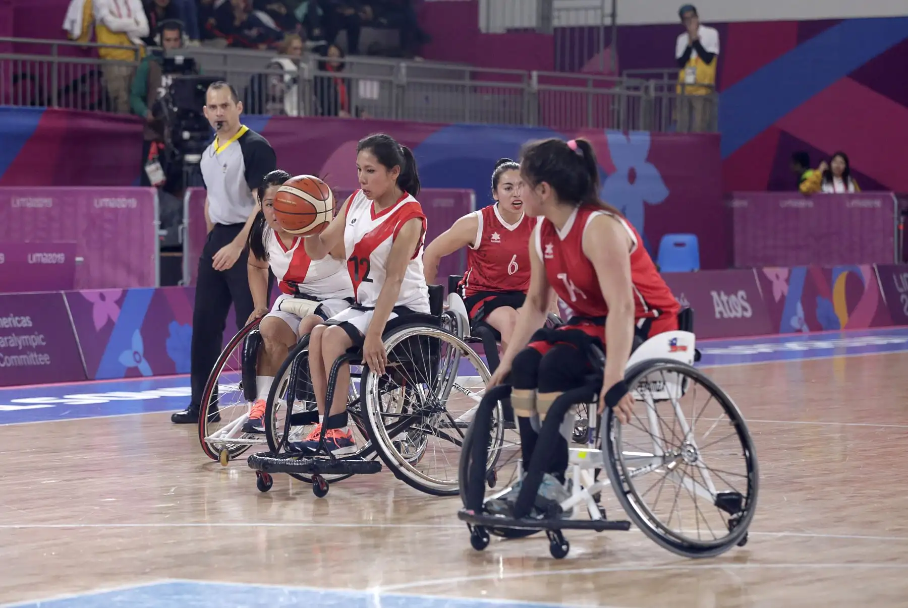 Perú luchó hasta el final contra Chile en Baloncesto de silla sentado femenino. Foto: ANDINA/ Lima 2019