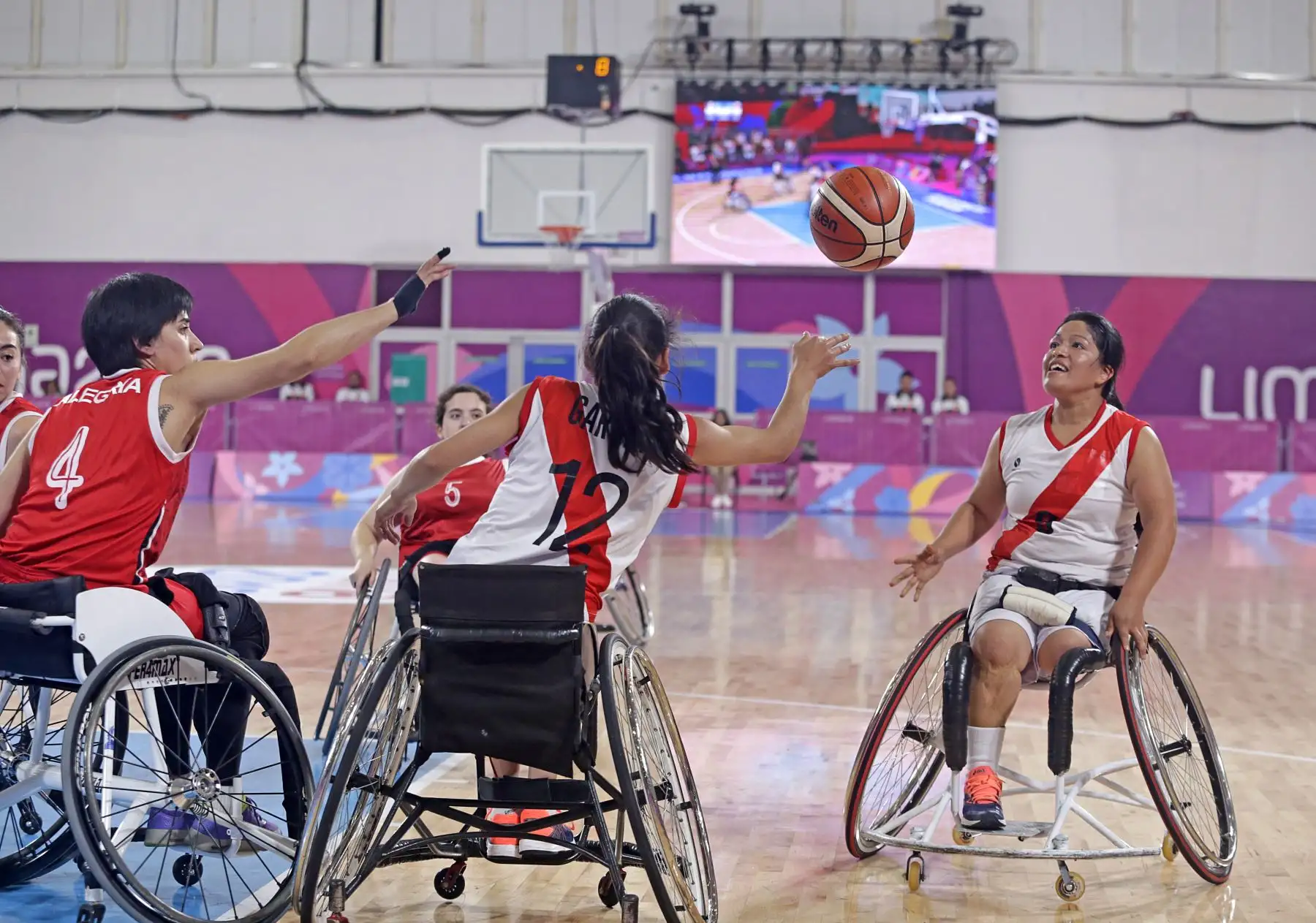 Perú luchó hasta el final contra Chile en Baloncesto de silla sentado femenino. Foto: ANDINA/ Lima 2019