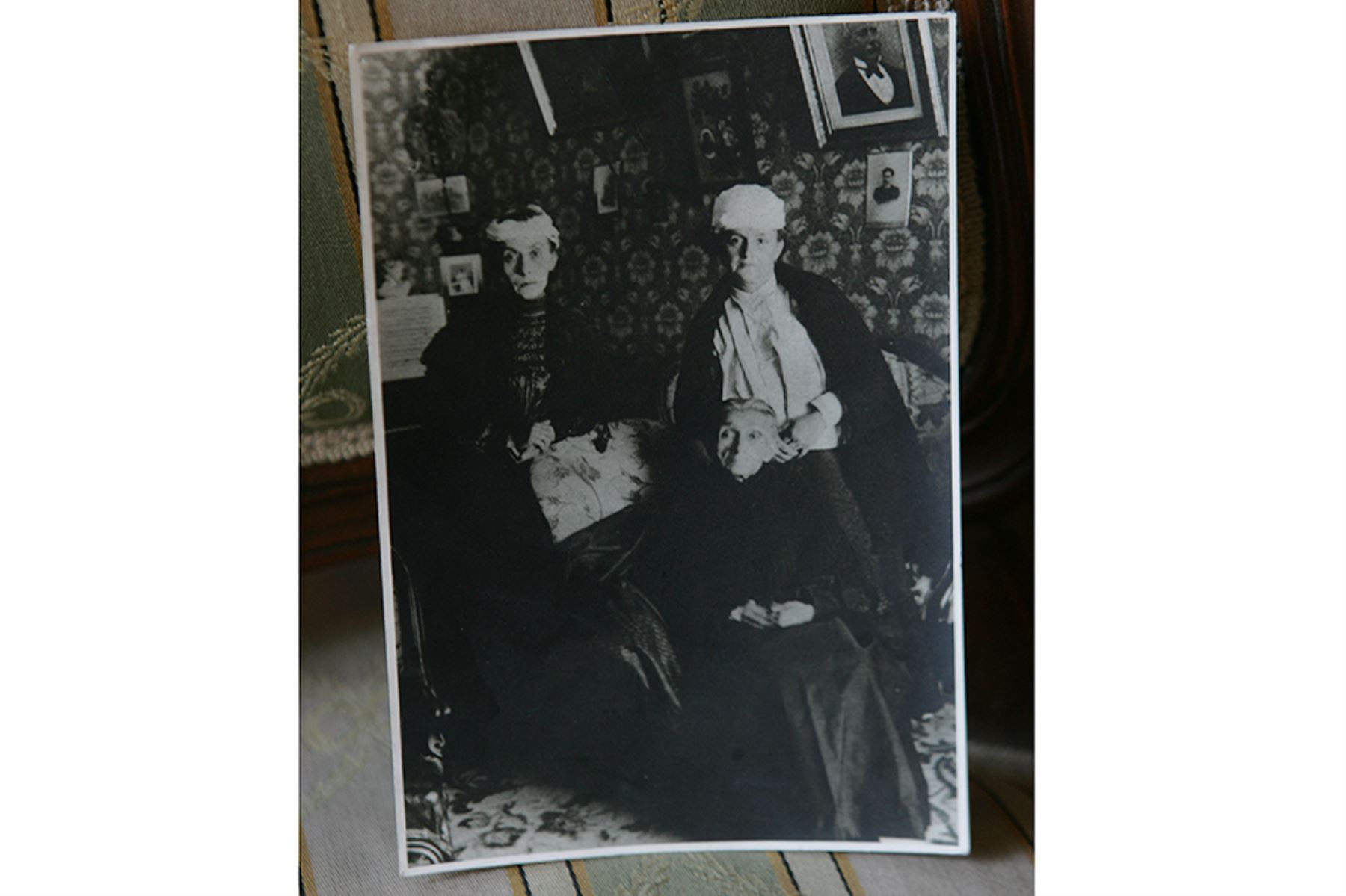 Tacna - década 1920 / Mujeres tacneñas que sufrieron maltrato por parte de los soldados chilenos durante la ocupación. Foto: Casa Museo Jorge Basadre. Foto: ANDINA/archivo