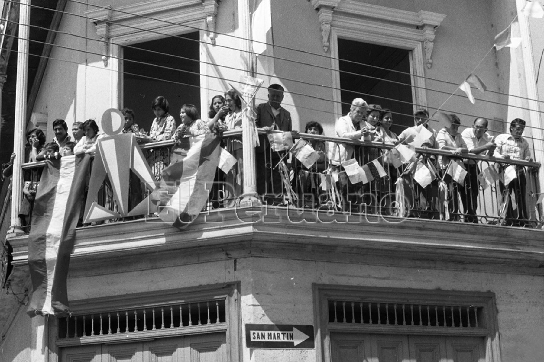 Tacna - 28 agosto 1979 / Ciudadanos tacneños participaron patrioticamente en los actos conmemorativos por el 50° aniversario de la reincorporación de Tacna al seno de la Patria. ANDINA
