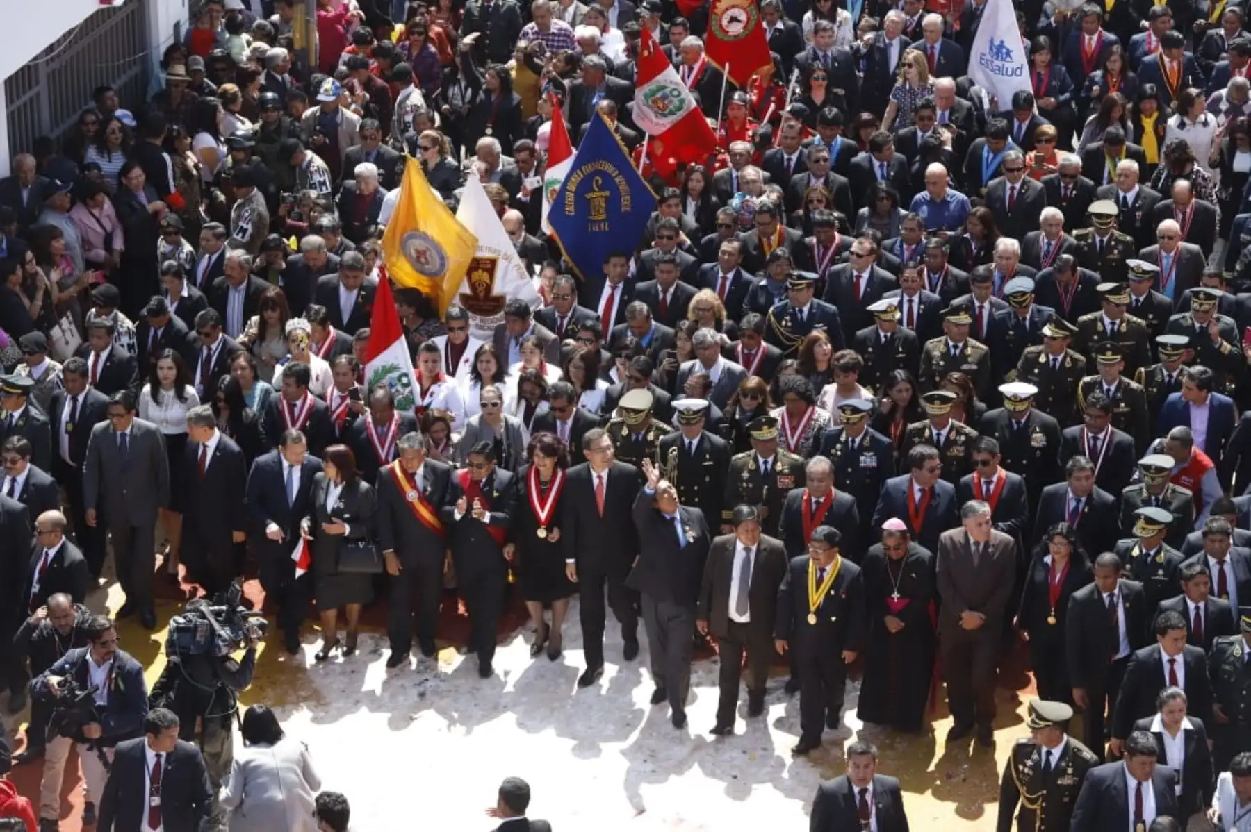 Jefe de Estado participa en la ceremonia por el 90 aniversario de la reincorporación de Tacna a la heredad nacional. Foto: ANDINA/Prensa Presidencia