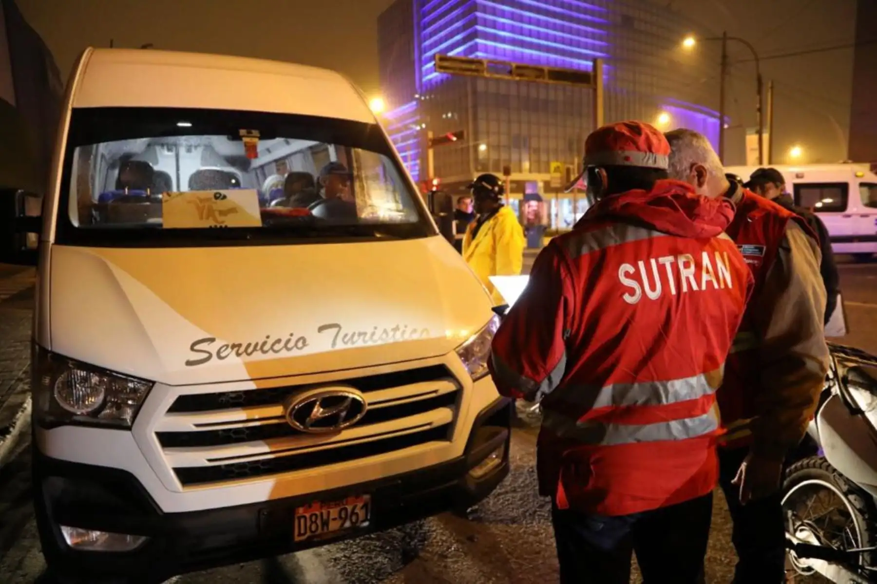 Sutran intensificará fiscalización de vehículos que ofrecen servicios turísticos a nivel nacional. Foto: Sutran