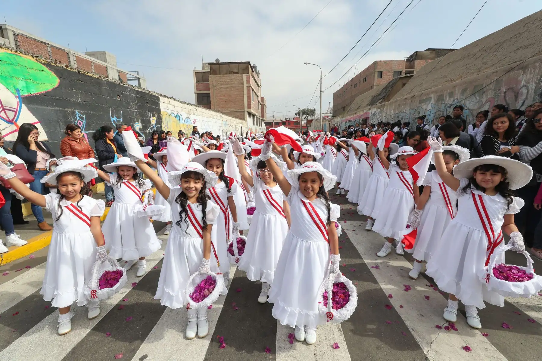 Presidente Vizcarra y ministros de Estado participan en la ceremonia por el 90 aniversario de la reincorporación de Tacna a la heredad nacional. Foto: ANDINA/MINDEF