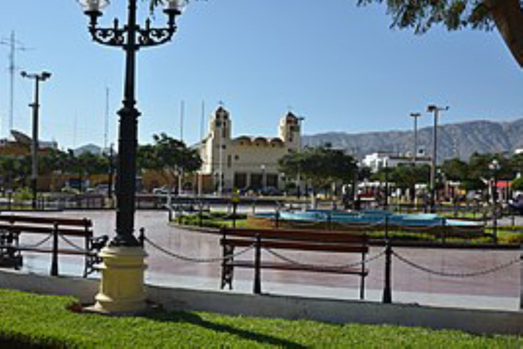 Plaza de Armas de la ciudad de Nasca