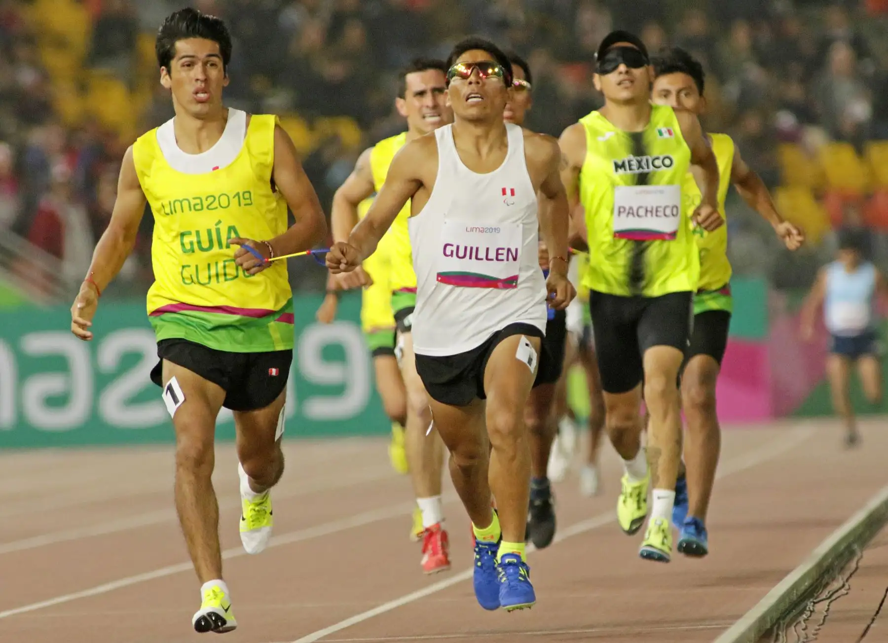 Rosbil Guillén gana primera Medalla de Oro para el Perú en los 1,500 metros planos T11, en el estadio atlético de la Villa Deportiva Nacional.Foto: ANDINA/ Lima 2019