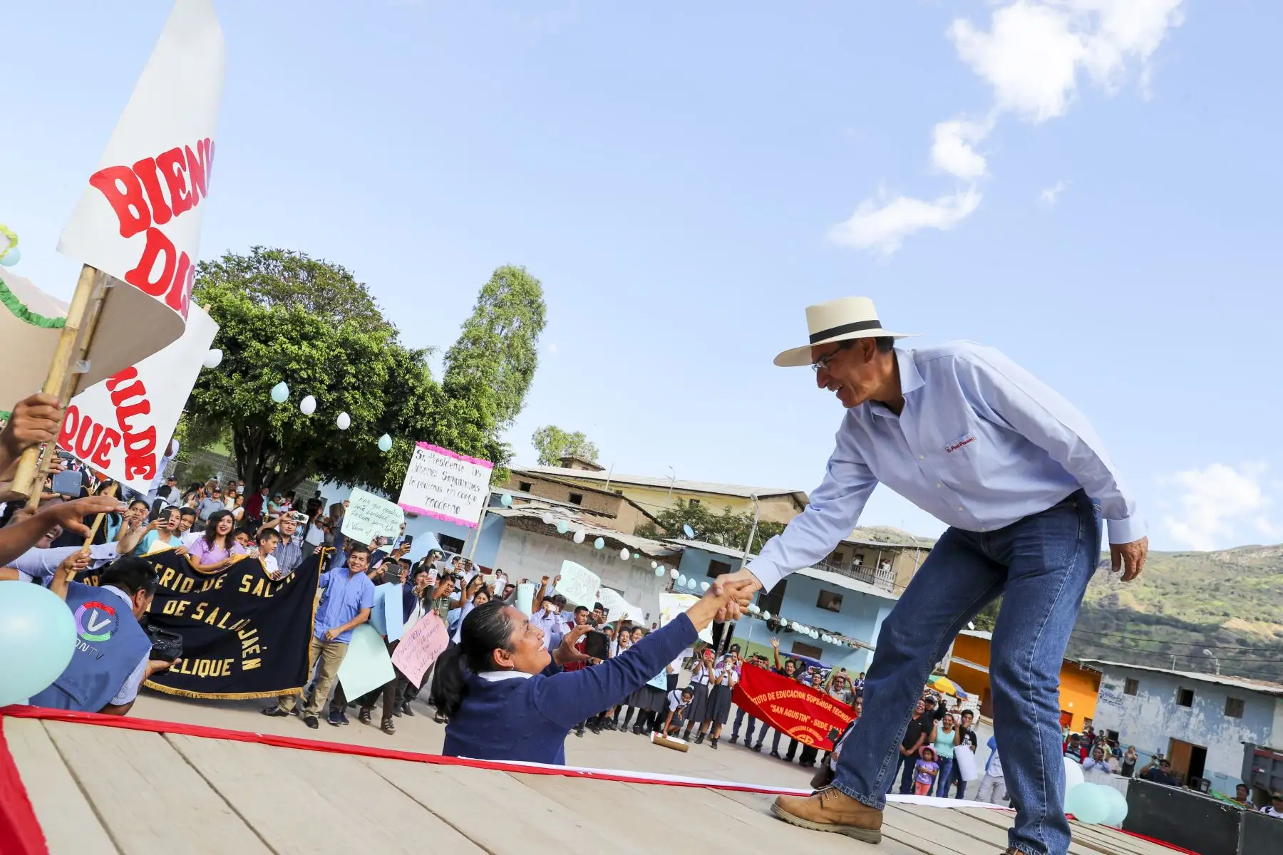 Presidente Vizcarra supervisa   obras de renovación de vias vecinales en Sallique (Cajamarca). Foto: ANDINA/Prensa Presidencia