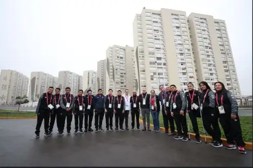 Salvador del Solar visita Villa Deportiva