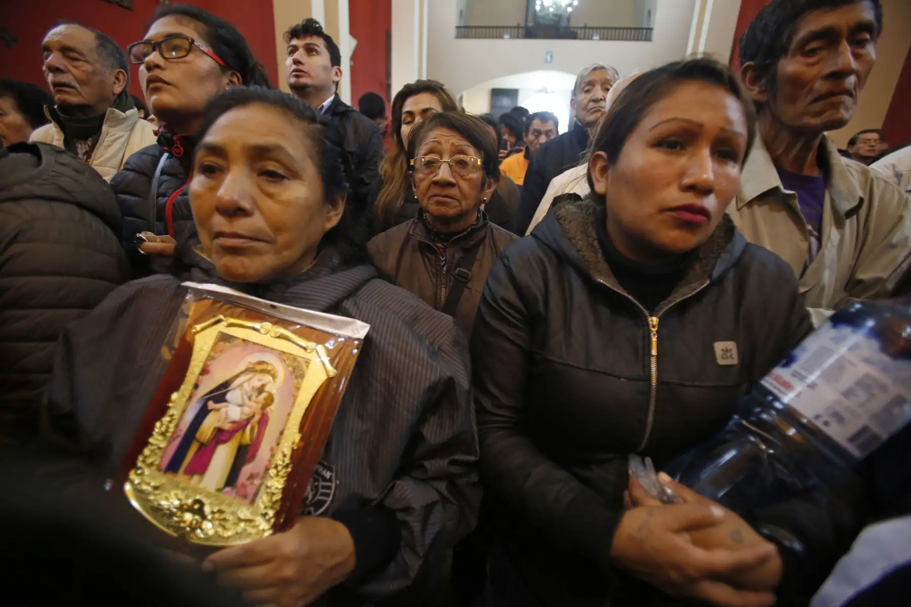 Devotos acompañan en procesión y misa en homenaje a Santa Rosa de Lima. Foto: ANDINA/Renato Pajuelo