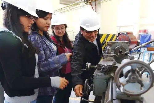 Conoce los 69 programas de ingeniería con altos estándares de calidad educativa. Foto: ANDINA/Difusión.